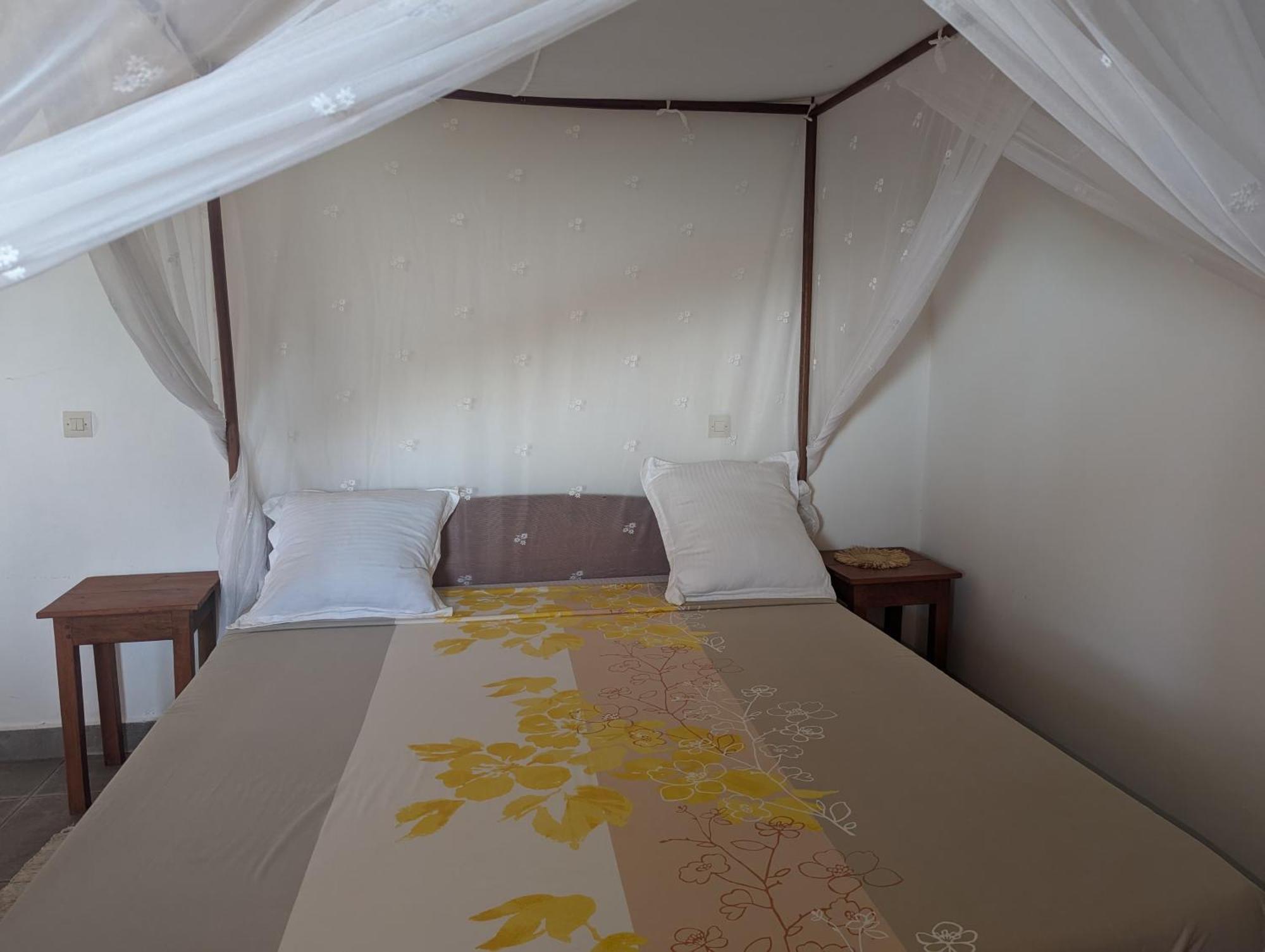 Les Paillottes De Babaomby Hotel Antsiranana エクステリア 写真